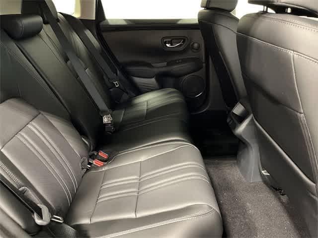 Photo of 2026 Urban Gray Pearl Honda HR-V