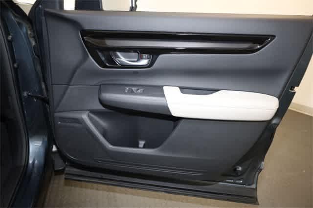 Photo of 2023 Meteorite Gray Metallic Honda CR-V