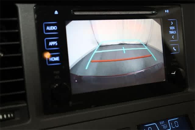 Photo of 2015 Salsa Red Pearl Toyota Sienna