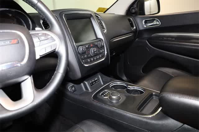 Photo of 2017 Granite Clearcoat Metallic Dodge Durango
