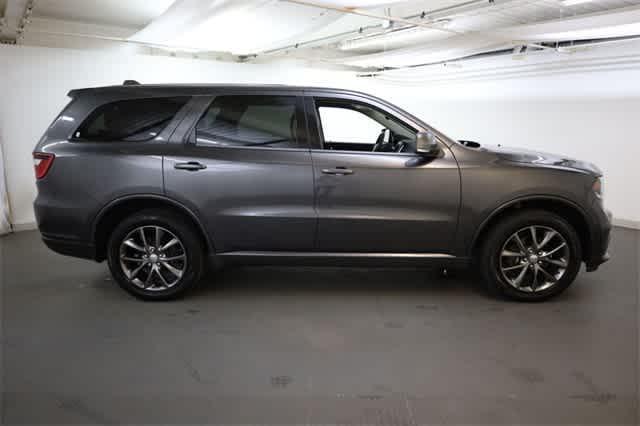 Photo of 2017 Granite Clearcoat Metallic Dodge Durango