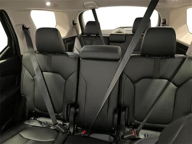 Photo of 2025 Crystal Black Pearl Honda Pilot