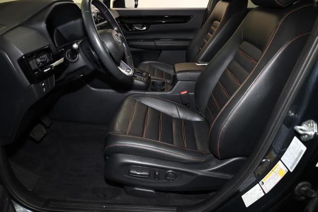 Photo of 2023 Meteorite Gray Metallic Honda CR-V Hybrid