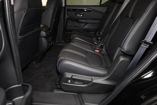 Photo of 2023 Crystal Black Pearl Honda Pilot