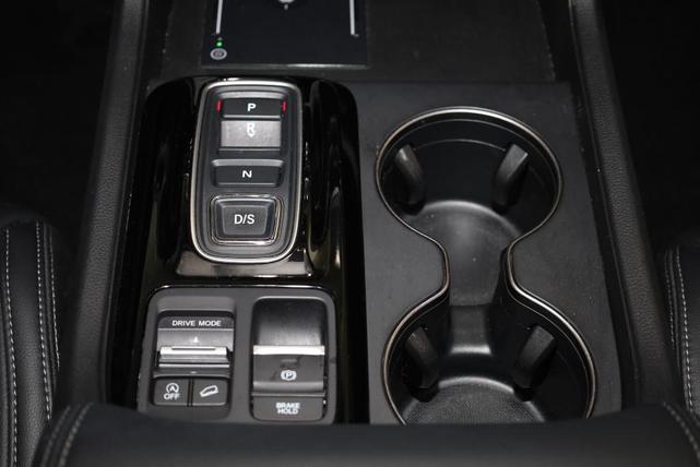 Photo of 2023 Crystal Black Pearl Honda Pilot