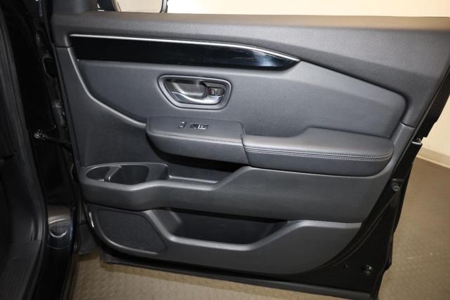 Photo of 2023 Crystal Black Pearl Honda Pilot