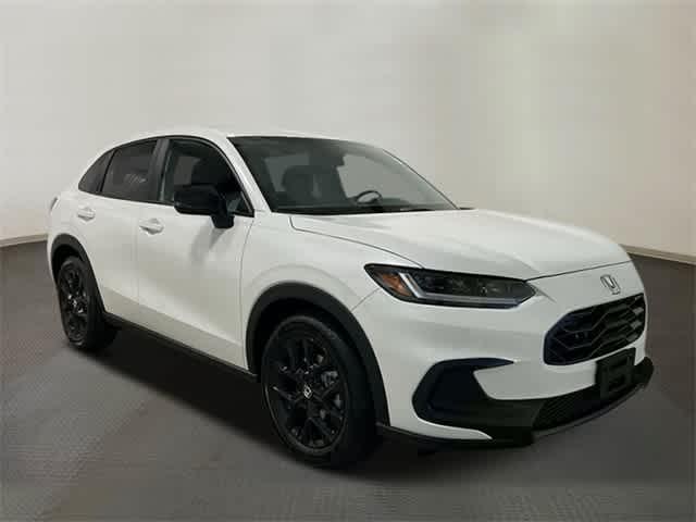 Photo of 2025 Platinum White Pearl Honda HR-V