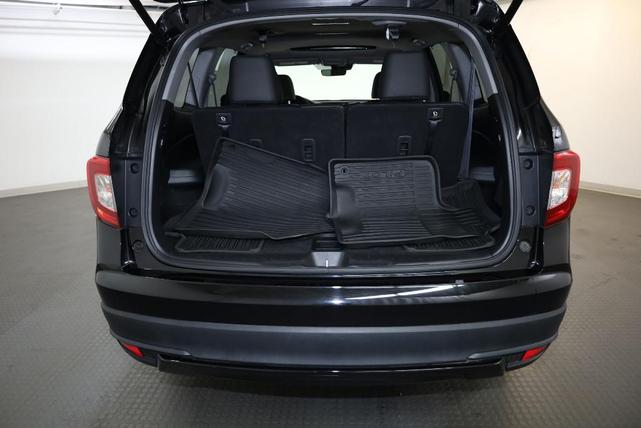Photo of 2022 Crystal Black Pearl Honda Pilot