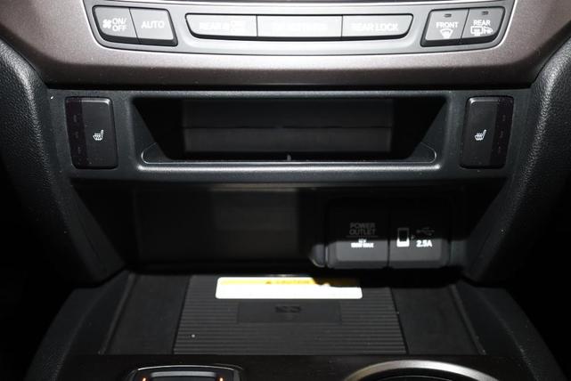 Photo of 2022 Crystal Black Pearl Honda Pilot