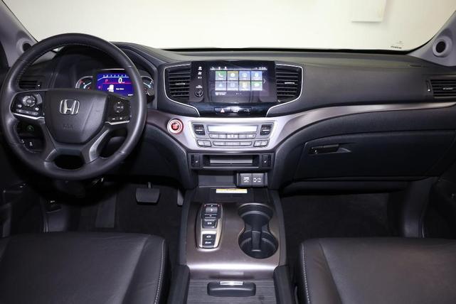 Photo of 2022 Crystal Black Pearl Honda Pilot