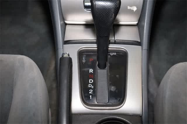Photo of 2004 Graphite Pearl Honda Accord