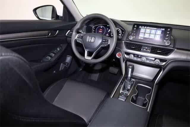 Photo of 2022 Platinum White Pearl Honda Accord