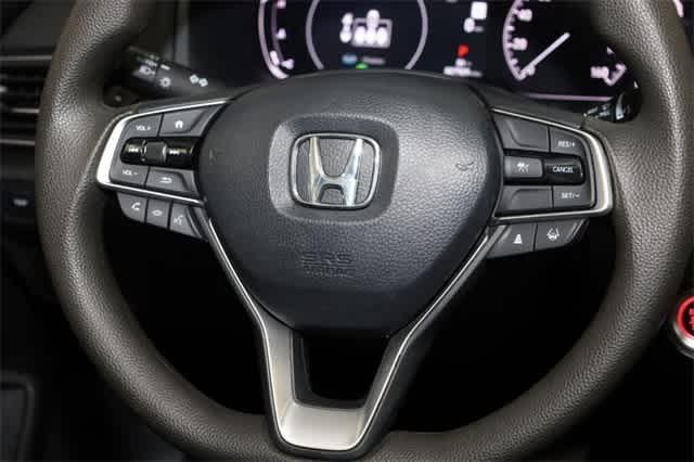Photo of 2022 Platinum White Pearl Honda Accord