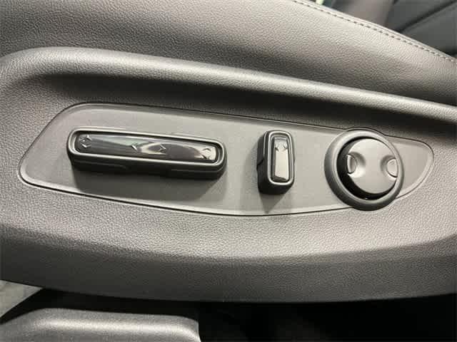 Photo of 2026 Meteorite Gray Metallic Honda CR-V