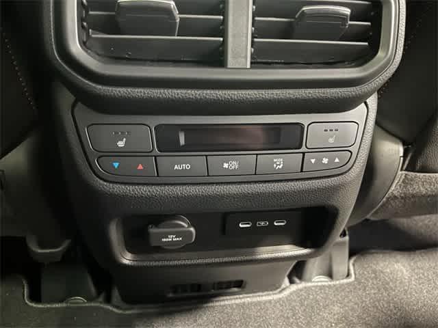 Photo of 2025 Platinum White Pearl Honda Ridgeline