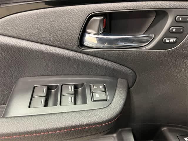 Photo of 2025 Platinum White Pearl Honda Ridgeline