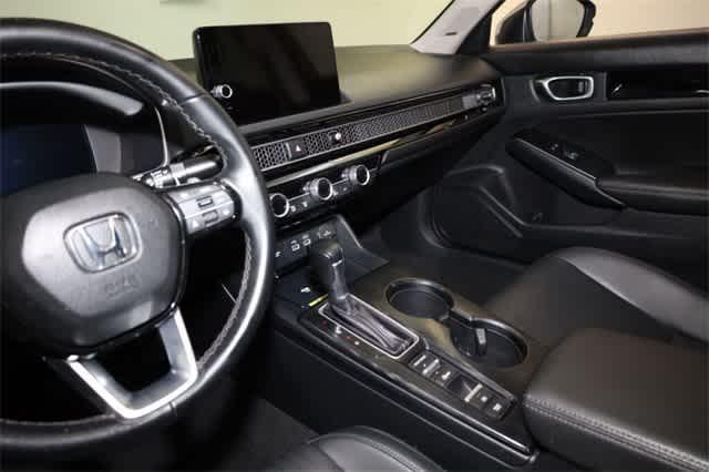 Photo of 2023 Lunar Silver Metallic Honda Civic