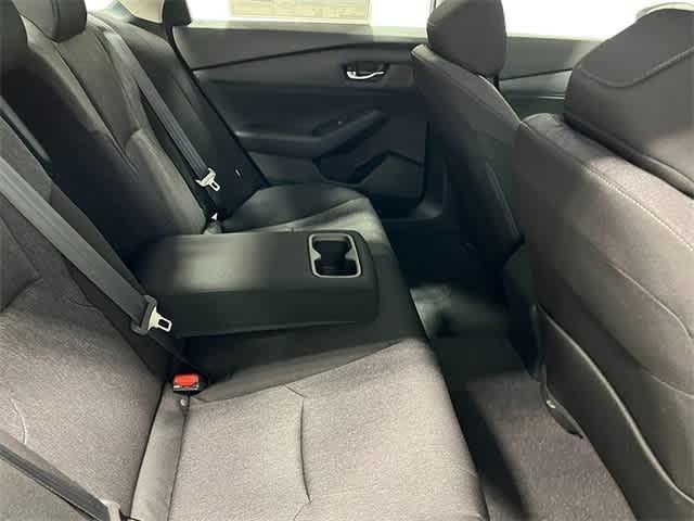 Photo of 2025 Solar Silver Metallic Honda Accord