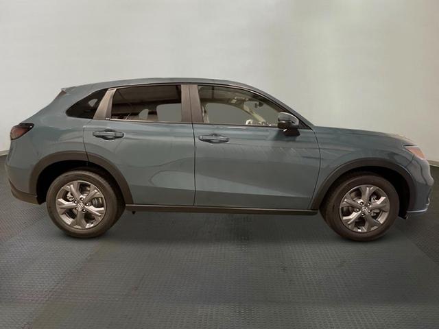 Photo of 2026 Pearl Honda HR-V