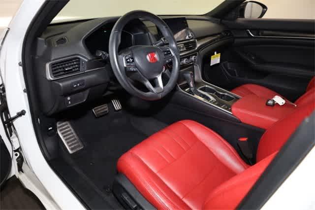 Photo of 2022 Platinum White Pearl Honda Accord