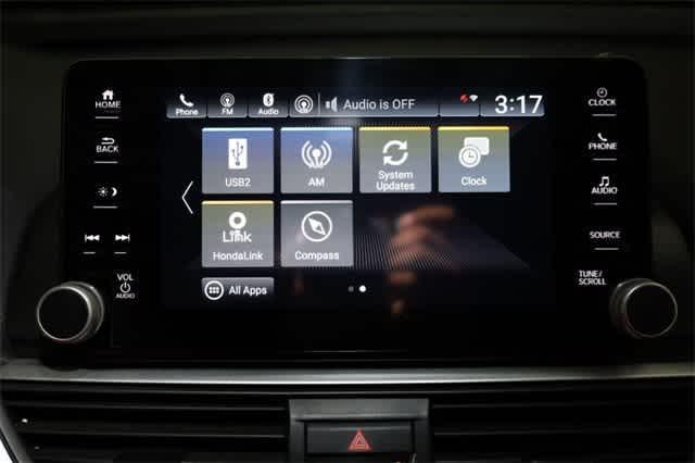 Photo of 2022 Platinum White Pearl Honda Accord