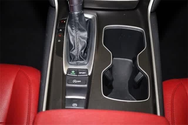 Photo of 2022 Platinum White Pearl Honda Accord