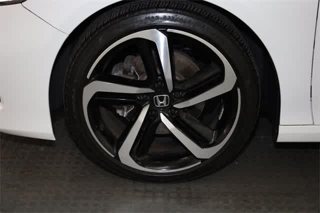 Photo of 2022 Platinum White Pearl Honda Accord