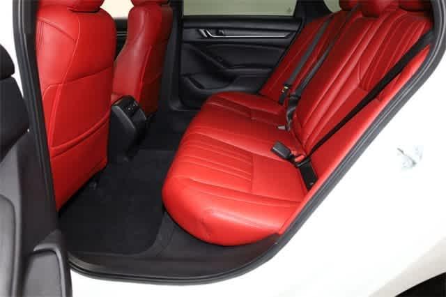 Photo of 2022 Platinum White Pearl Honda Accord
