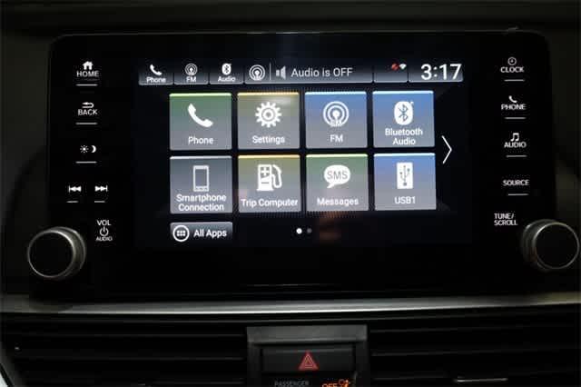 Photo of 2022 Platinum White Pearl Honda Accord