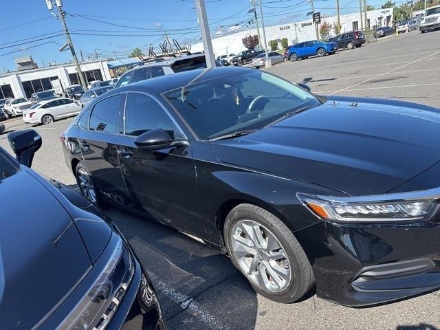 Photo of 2020 Crystal Black Pearl Honda Accord