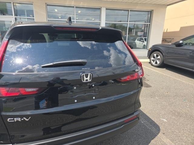 Photo of 2024 Crystal Black Pearl Honda CR-V