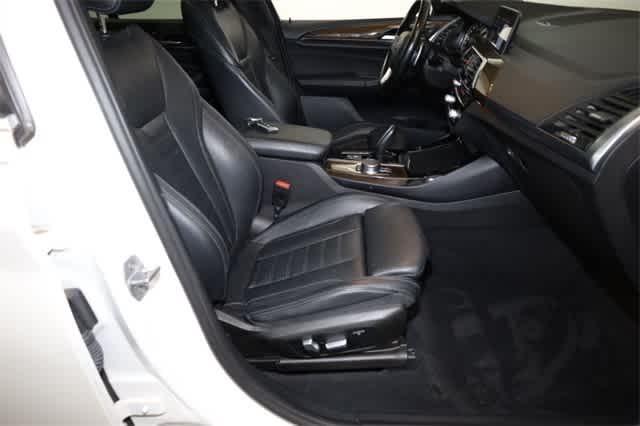 Photo of 2018 Mineral White Metallic BMW X3