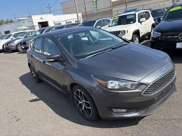 Photo of 2018 Gray Ford Focus
