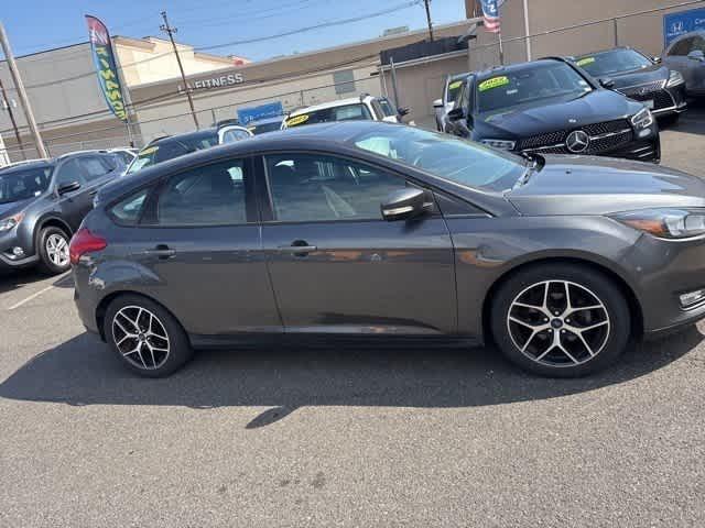 Photo of 2018 Gray Ford Focus