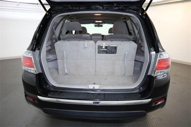 Photo of 2013 Black Toyota Highlander Hybrid