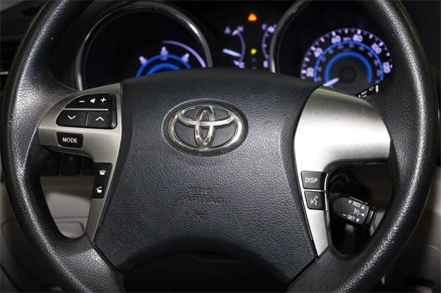 Photo of 2013 Black Toyota Highlander Hybrid