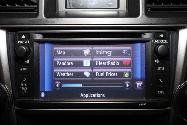 Photo of 2013 Black Toyota Highlander Hybrid