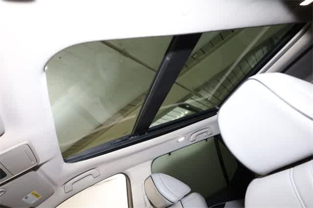 Photo of 2024 Blue Honda Pilot