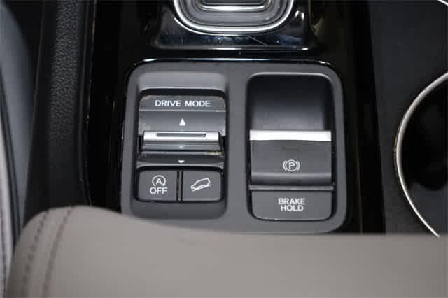 Photo of 2024 Blue Honda Pilot
