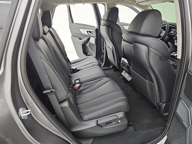 Photo of 2025 Liquid Carbon Metallic Acura MDX