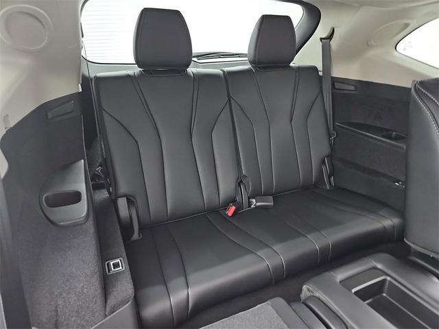 Photo of 2025 Liquid Carbon Metallic Acura MDX