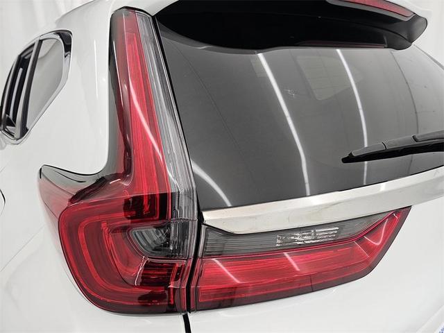 Photo of 2020 Platinum White Pearl Honda CR-V