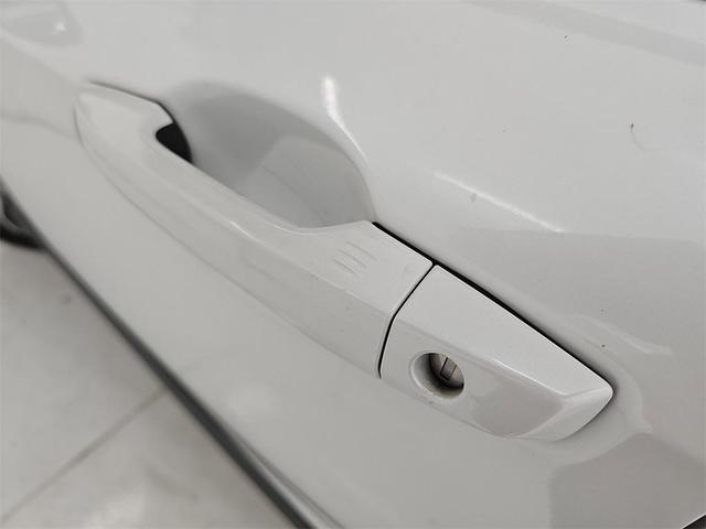 Photo of 2020 Platinum White Pearl Honda CR-V