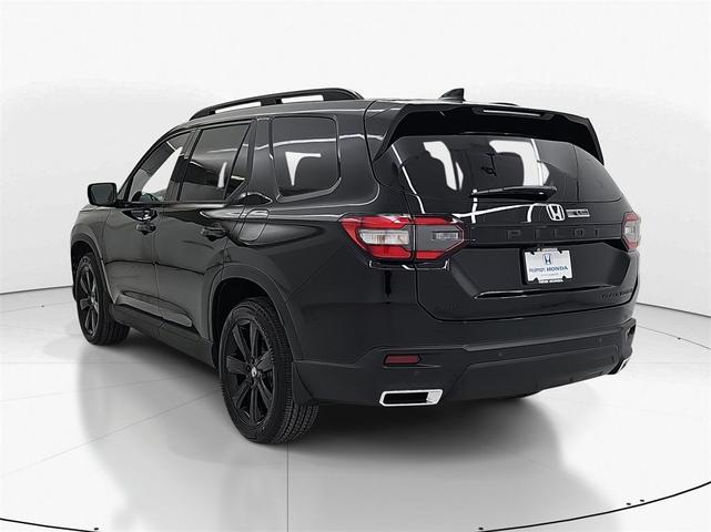 Photo of 2025 Black Honda Pilot