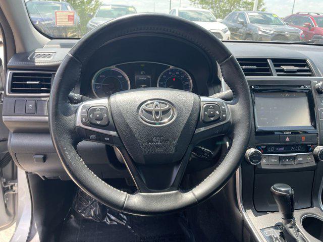 Photo of 2016 Celestial Silver Metallic Toyota Camry Hybrid