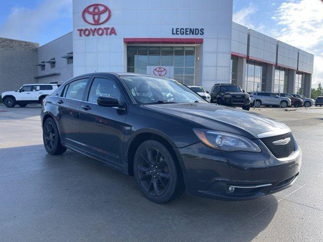 2014 Chrysler 200