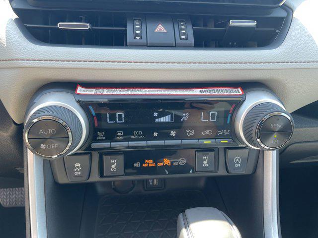 Photo of 2025 Wind Chill Pearl Toyota RAV4