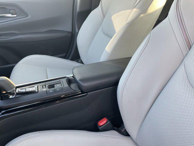 Photo of 2025 Wind Chill Pearl Toyota Prius