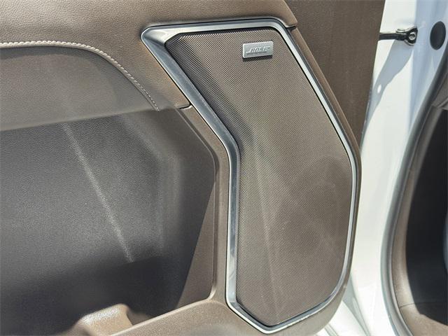 Photo of 2024 Summit White GMC Sierra 1500