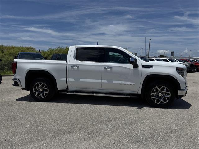 Photo of 2024 Summit White GMC Sierra 1500